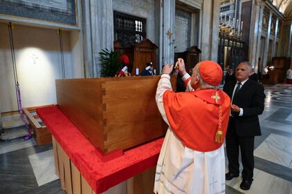 La tumulazione di Papa Francesco a Santa Maria Maggiore 6
