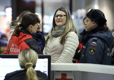 Aereo precipitato in Egitto, il dolore dei famigliari a San Pietroburgo 7