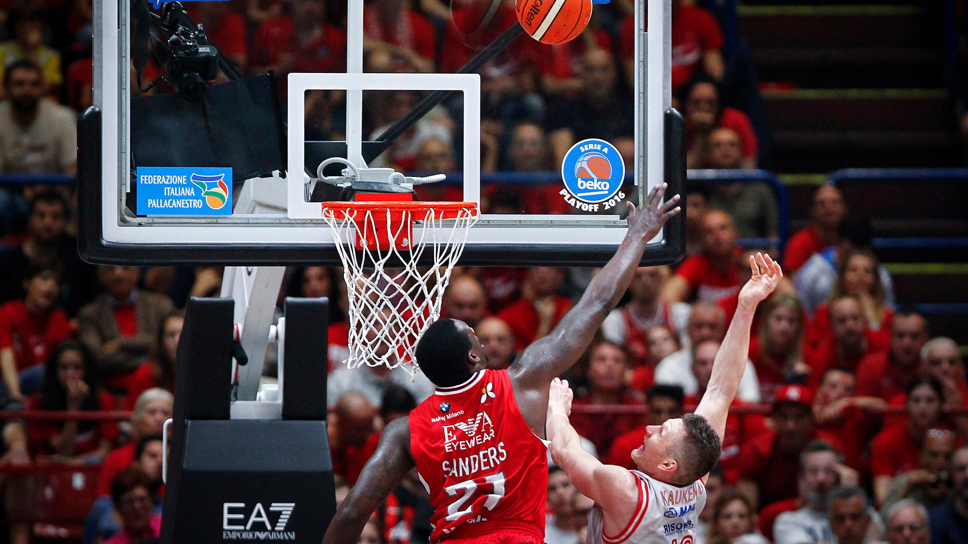 Basket, Armani Milano vince lo scudetto