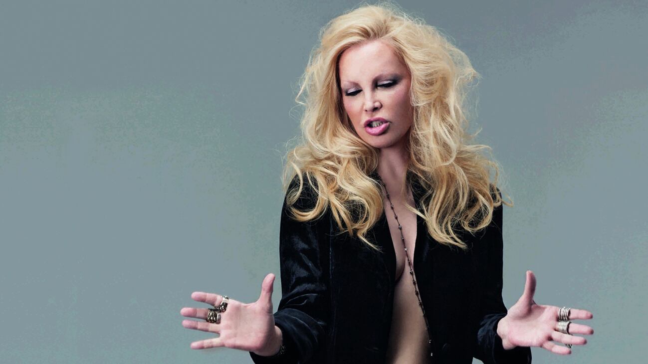 Patty Pravo: "Sono stata trigama. La droga? Non ne prendo più”
