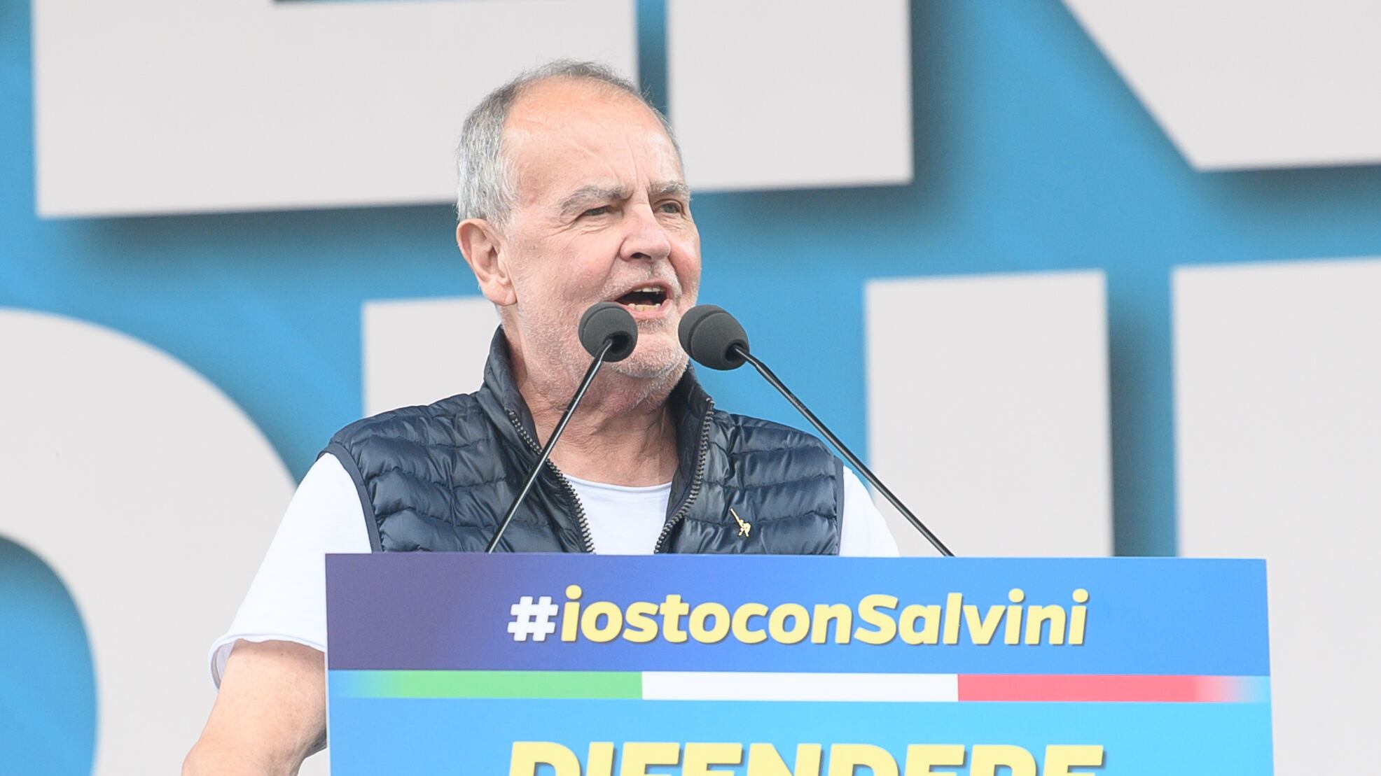 La base vuole l'autonomia: i nuovi italiani non sono una priorità