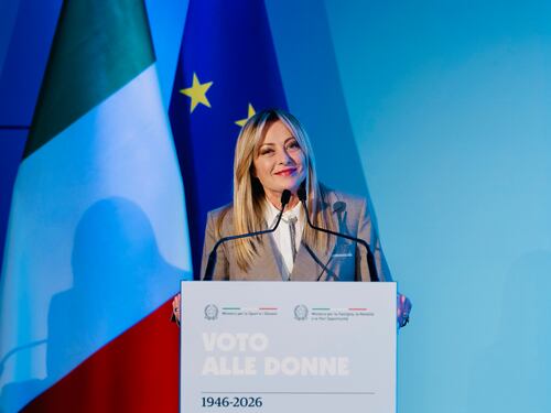 Telefonata Meloni-Zelensky: "Indispensabile unità di vedute Ue-Usa"