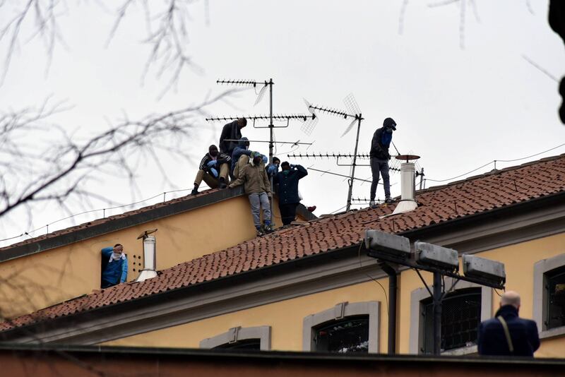 San Vittore, i detenuti in rivolta 2