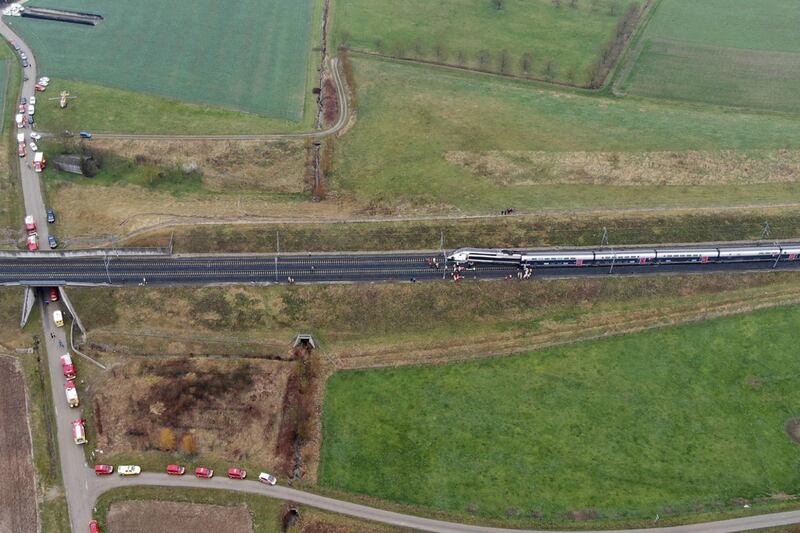 Treno deraglia in Francia 4