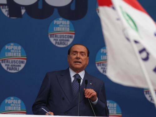 Berlusconi smaschera il Pd: "Vuole eliminare me e il M5S"
