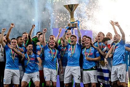 Tripudio azzurro a Napoli: le immagini più belle della festa scudetto 1