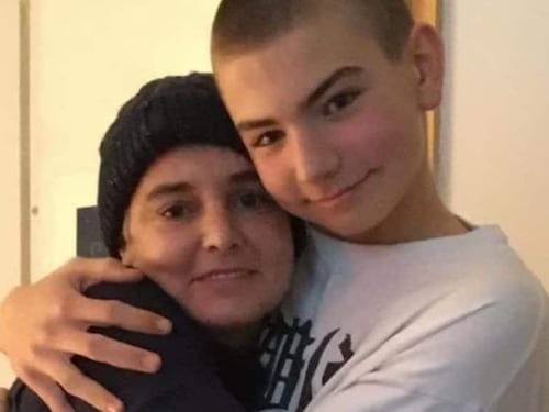 "Sono persa senza di lui...". L'ultima dedica di Sinead O'Connor per il figlio morto suicida