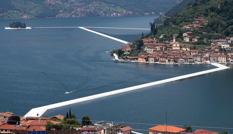 "The floating piers", la passerella di Christo 9