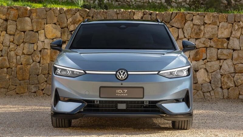 Nuova Volkswagen ID.7 Tourer, guarda tutte le foto 8