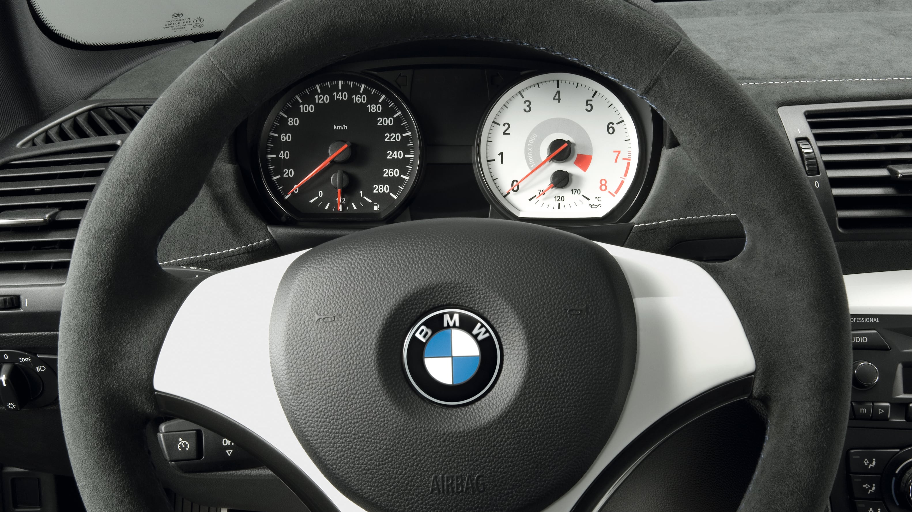 Maxi richiamo di BMW in Cina: 1,3 milioni di vetture per difetto all'airbag