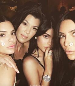 Kim Kardashian mozzafiato su Instagram: foto 5