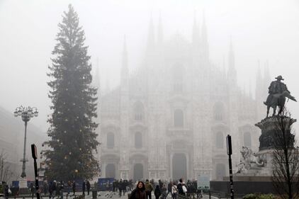 A Milano è tornata la nebbia 7
