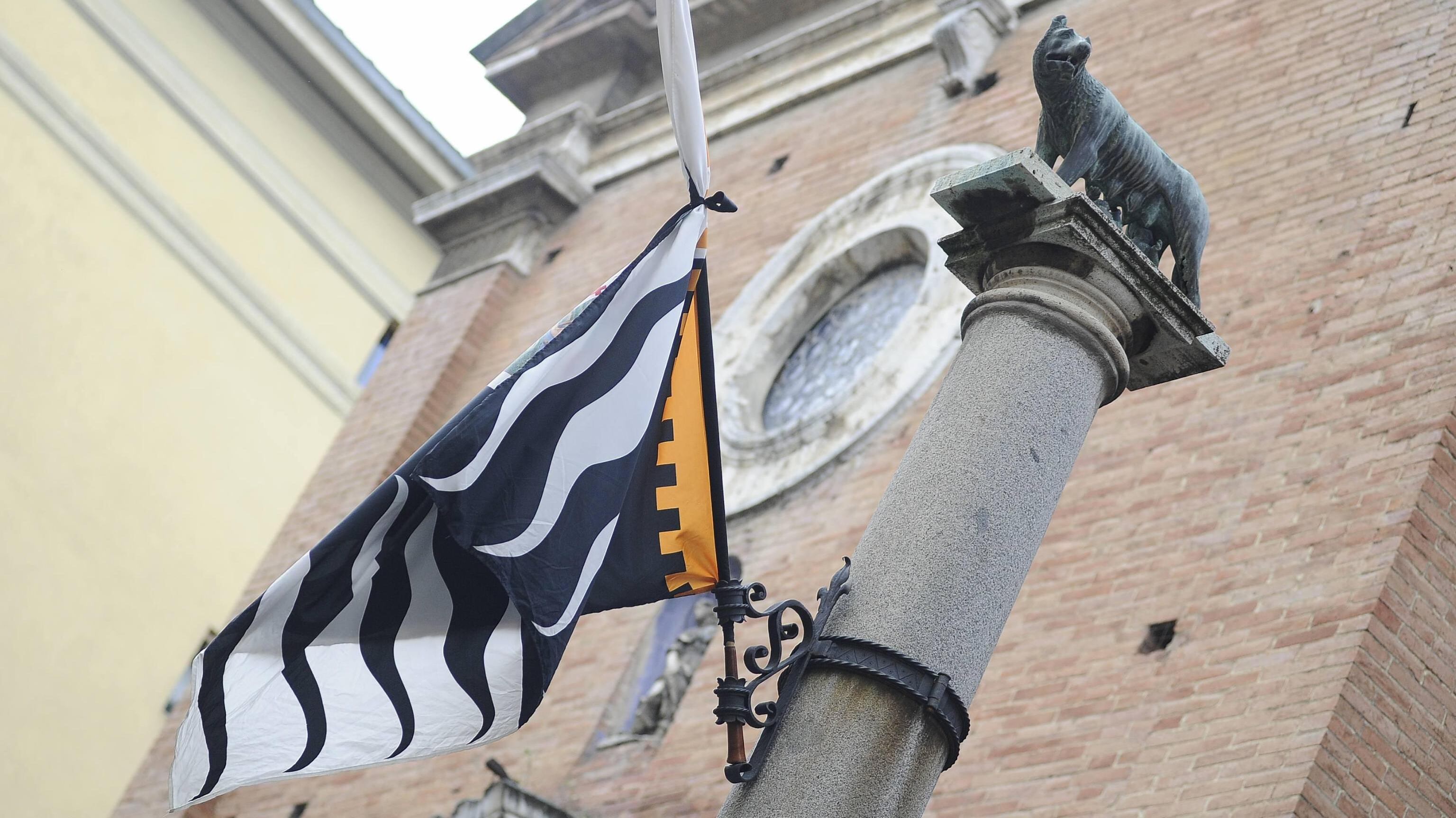 E c'è chi intasca 13mila euro al giorno