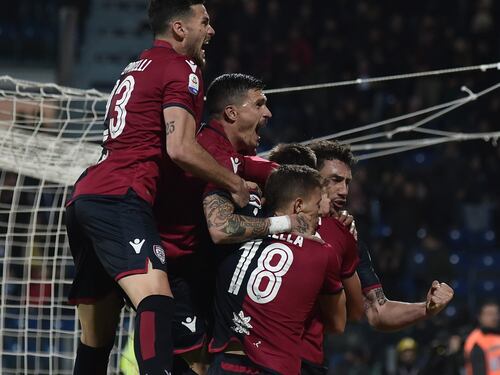 L'Inter inciampa a Cagliari: i sardi si impongono 2-1. Terzo posto a rischio