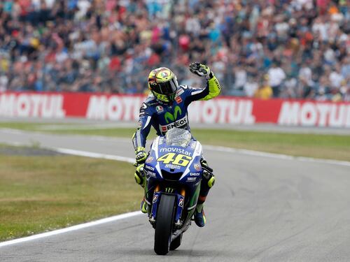 Capolavoro di Rossi in Olanda: Marquez costretto a inchinarsi