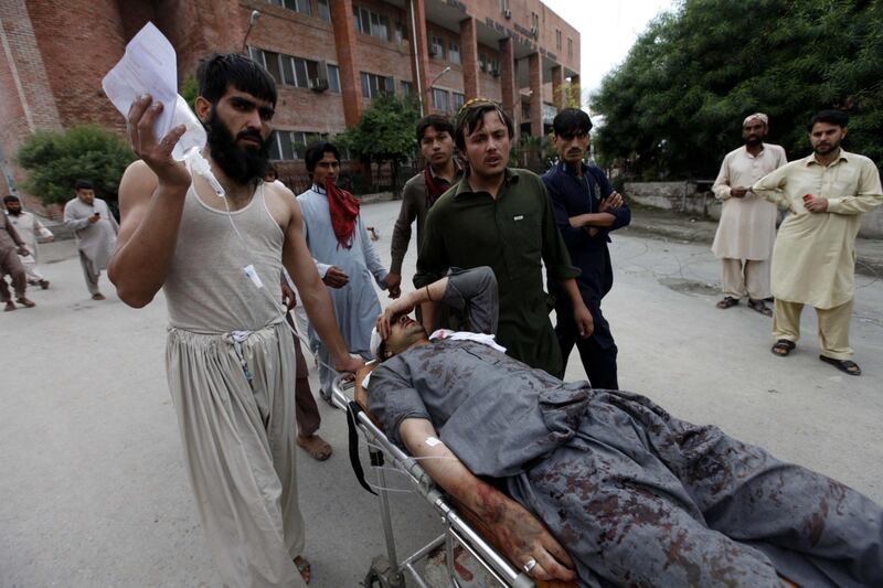 Un violento sisma scuote il Pakistan 11
