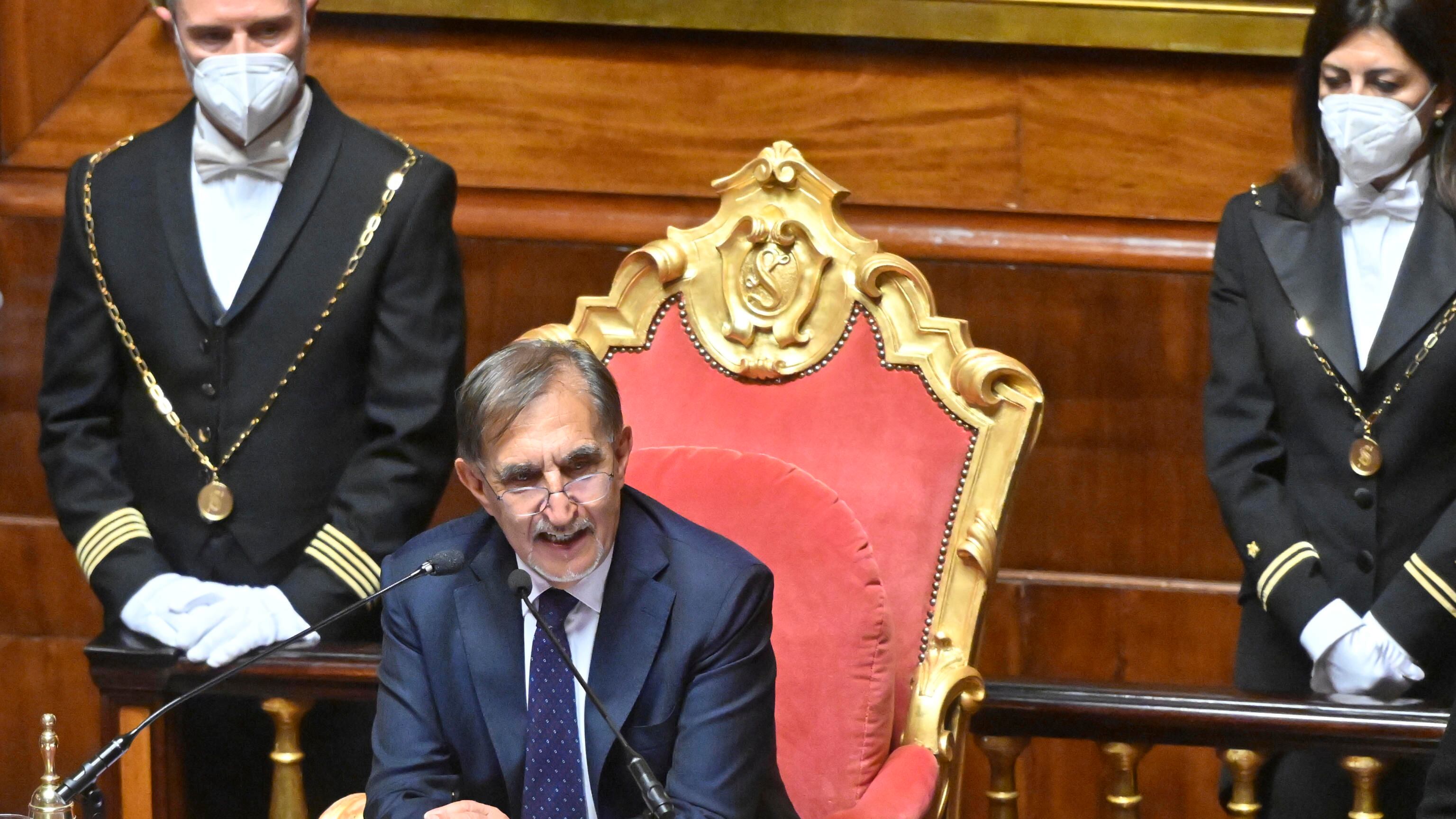 I fantasmi del passato e le follie del presente