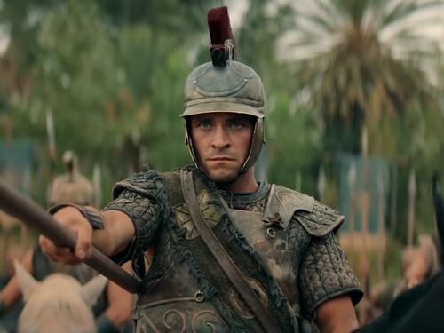 "Deplorevole": in Grecia scoppia la bufera su Netflix per l'Alessandro Magno gay