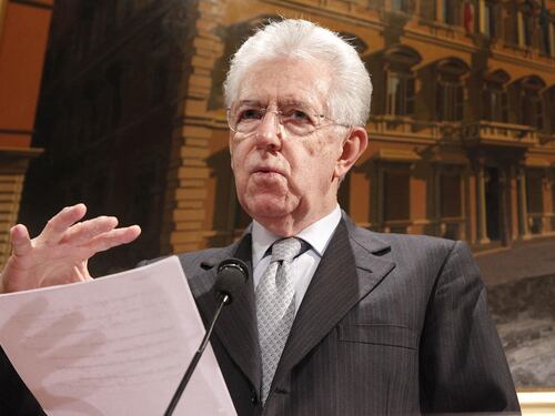 Il solito ritornello di Monti: c'è una luce in fondo al tunnel