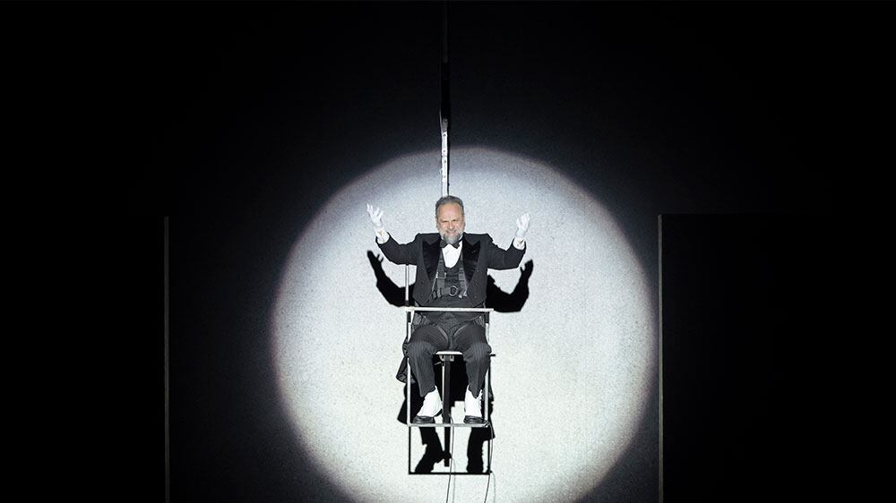 Mussolini tra libri e teatro fa ricchi autori di sinistra