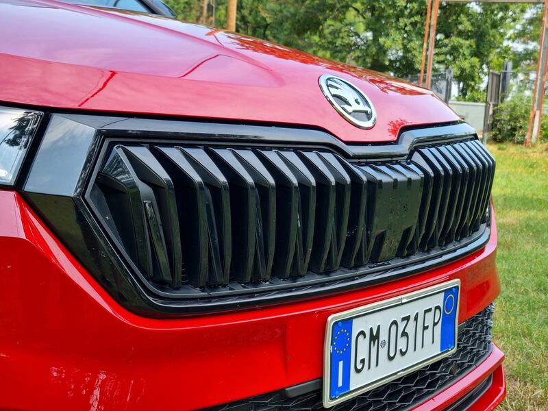 Skoda Karoq 2023: la gallery del nuovo crossover compatto 12