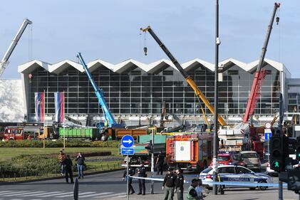 La tragedia alla stazione di Novi Sad (Serbia): le immagini 8