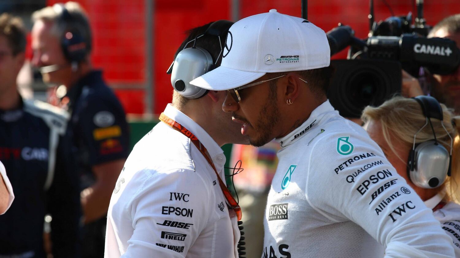 Hamilton attacca Vettel: "Il suo comportamento è stato vergognoso"