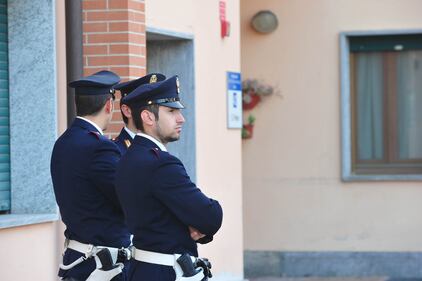La folla dei giornalisti alla Sacra Famiglia 4