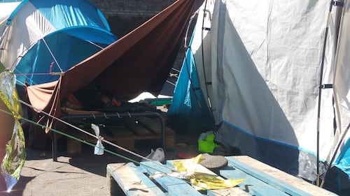 Emergenza profughi a Roma: in centinaia accampati in via Tiburtina  10