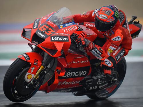 Bagnaia, questa pole è di più: c'è un'armata rossa con lui