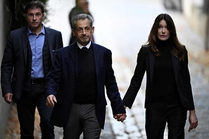 Gli ultimi momenti di libertà di Nicolas Sarkozy 6