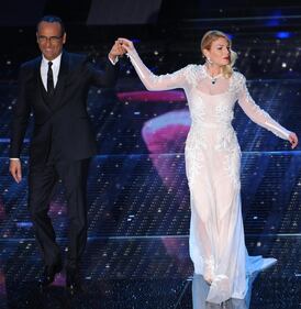 Sanremo, ecco il look "candido" di Emma Marrone 4