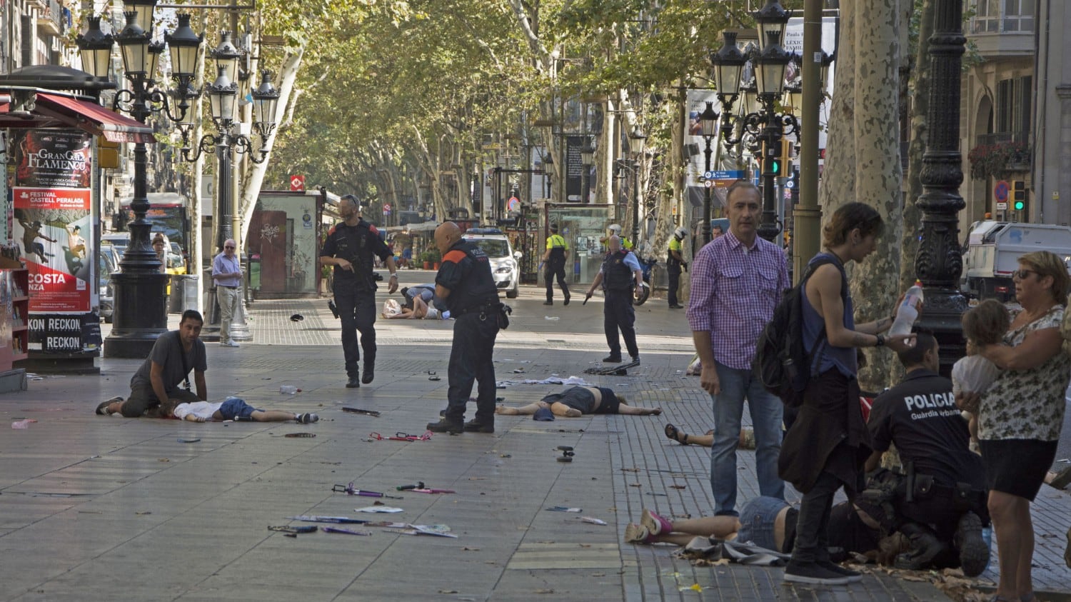 Barcellona, i servizi segreti: "La mente dell'attentato era un nostro informatore"