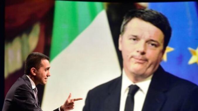 Scontro Di Maio-Renzi: "Sì all'uscita dall'euro". "Follia per l'economia"