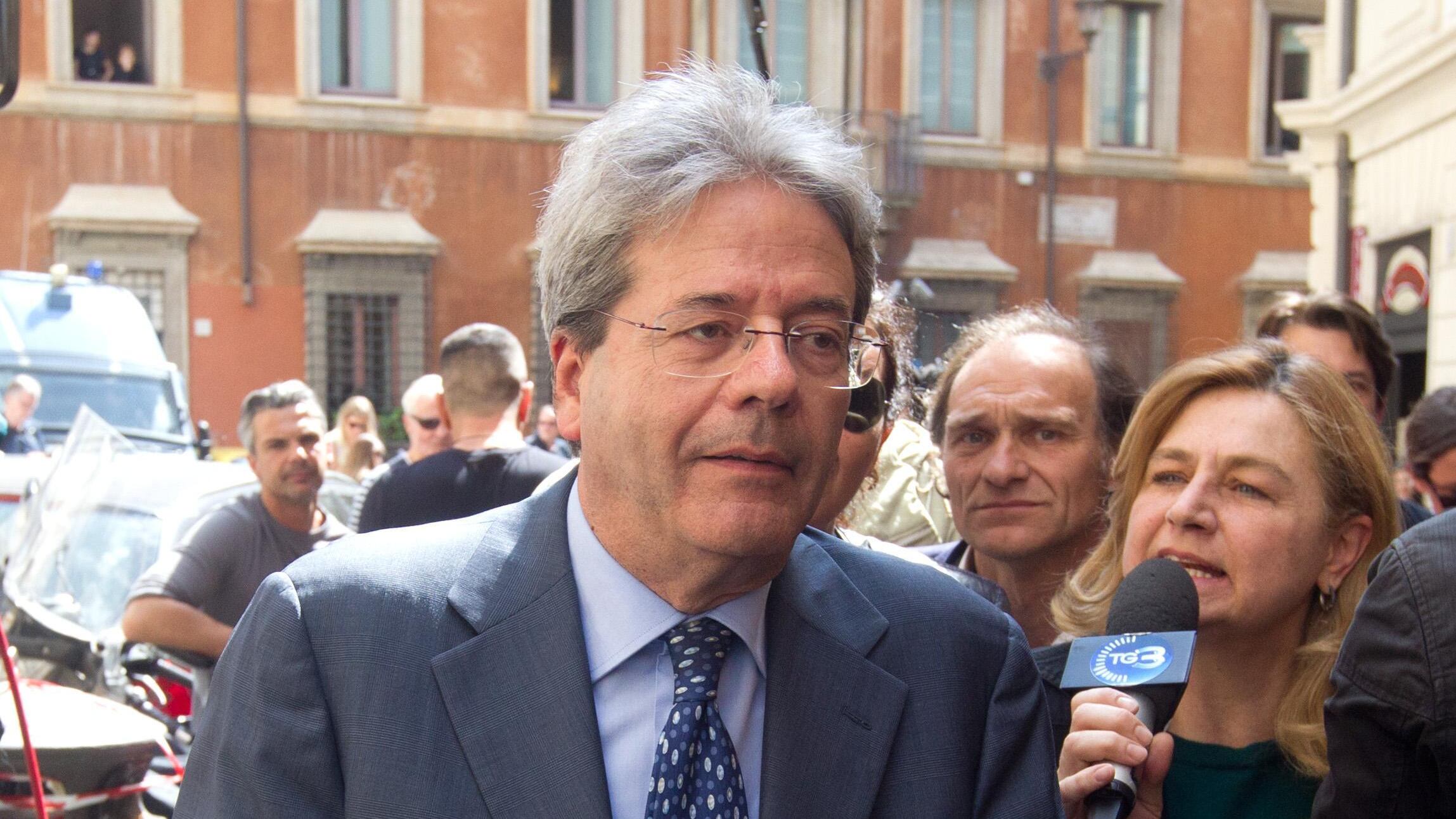 La scalata del conte Gentiloni da figlioccio di Rutelli agli Esteri