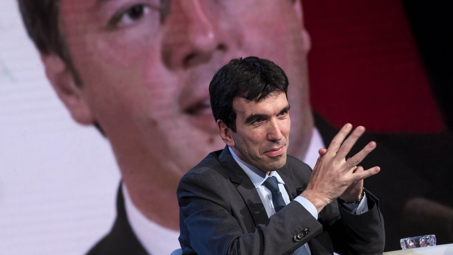 Pd sul carro di Cottarelli: "Voteremo sì alla fiducia"