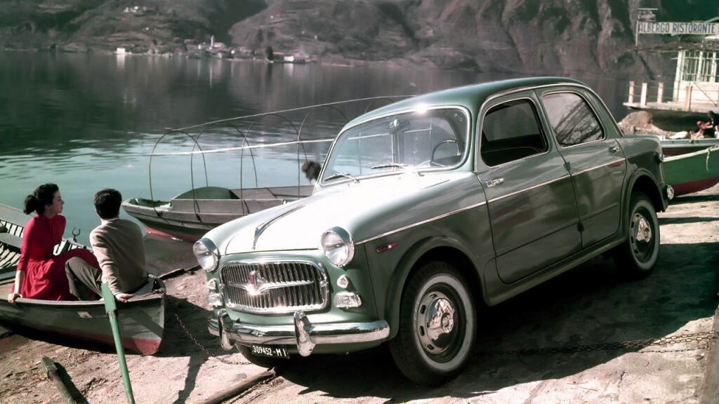 Fiat Nuova 1100, la borghesia ha il suo nuovo destriero
