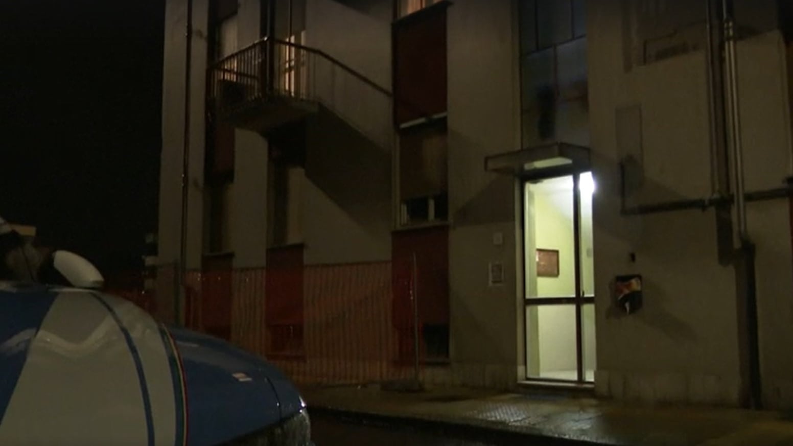 Vercelli, accoltellato dopo una lite, muore a 58 anni. Fermata la compagna