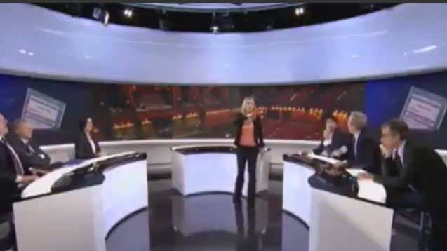 Referendum, rissa tv Rondolino-Gasparri: "Pezzente, vergognati!"