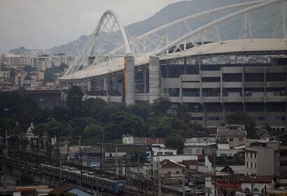 Rio, stadio a rischio crollo 6