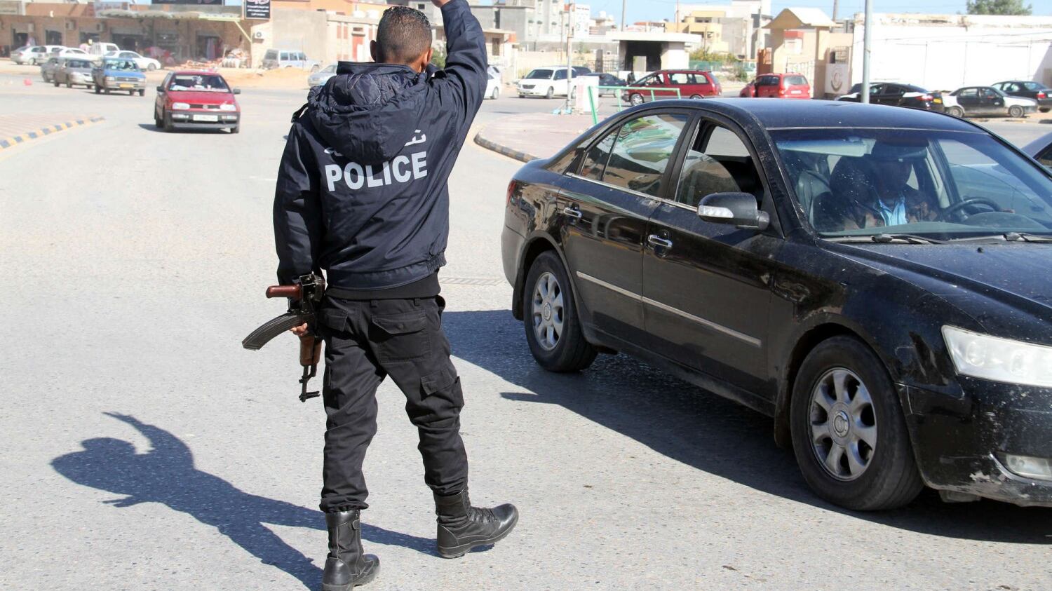 Tripoli, autobomba all'hotel Corinthia: nove morti