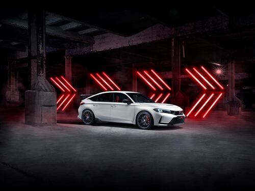 Honda Civic Type R 2023, prezzo e caratteristiche della hot hatch giapponese