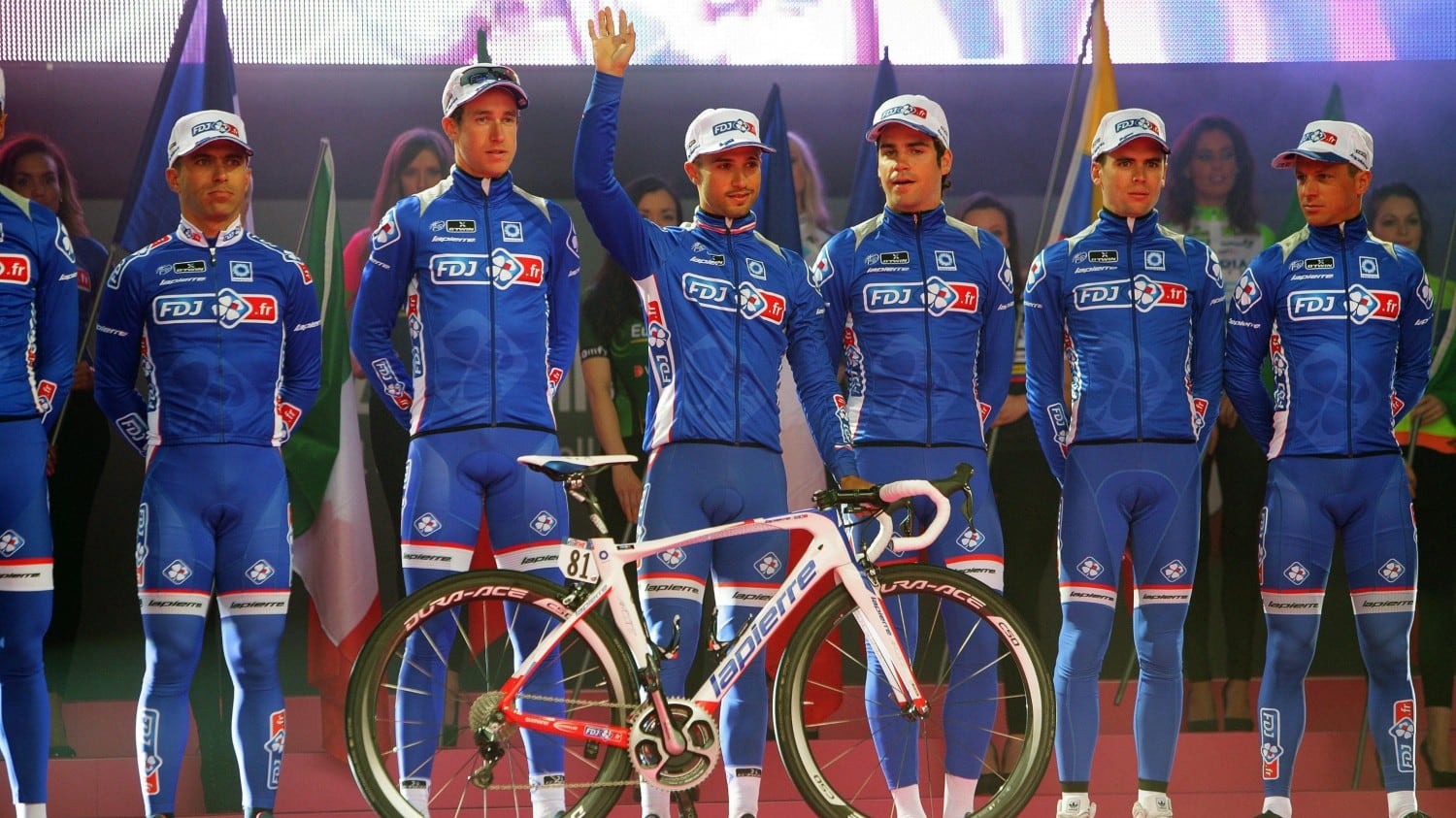 Giovane e imprevedibile: il Giro diventa talent-show