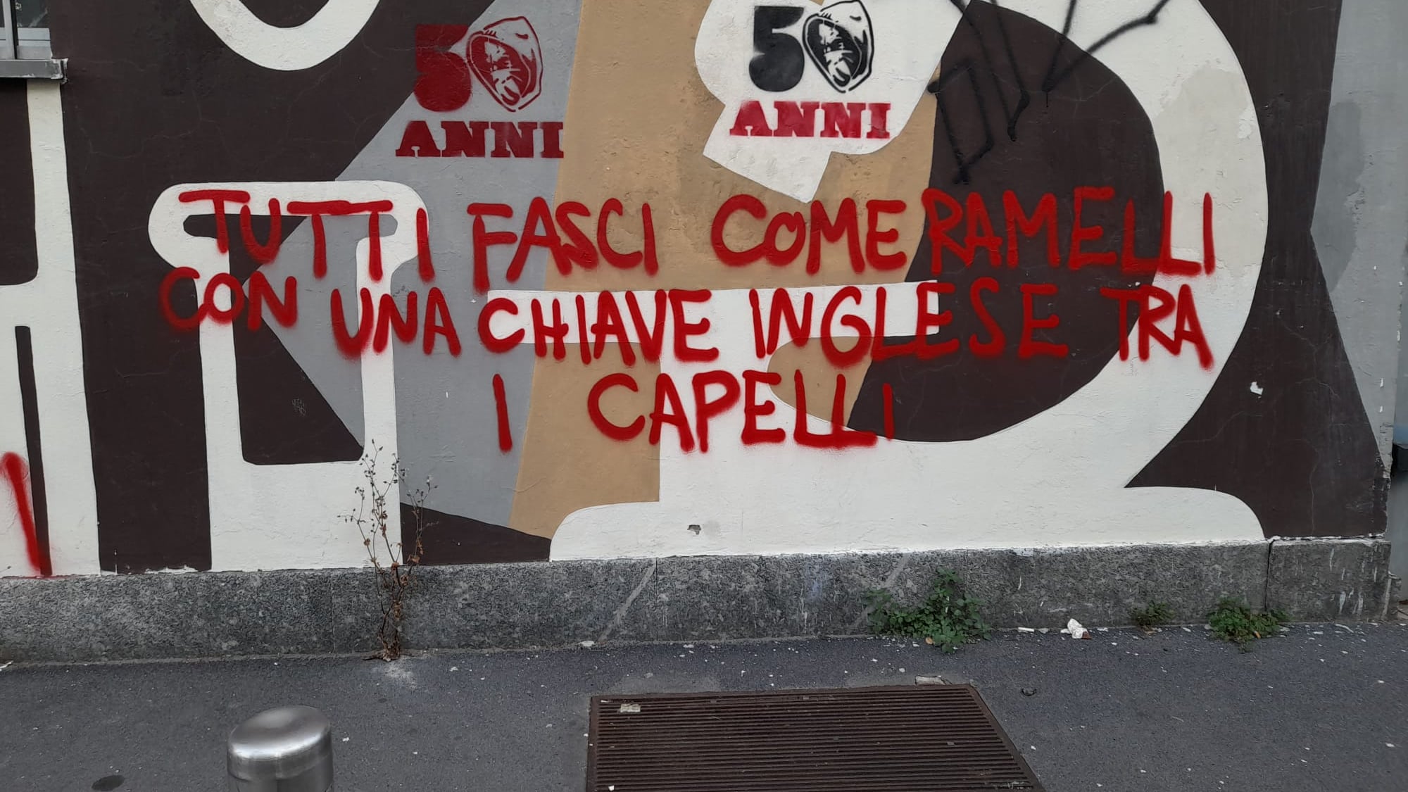 "Tutti i fasci come Ramelli...". A Milano torna l'odio antifà