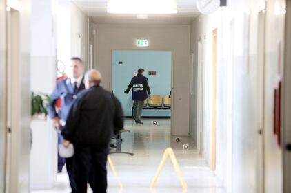 Sparatoria al Vito Fazzi di Lecce 5