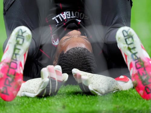 A Udine bene i rossoneri, male i fischi a Maignan