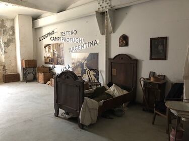 Magazzino 18, dove il tempo si è fermato 10