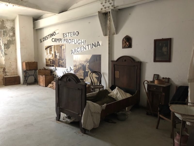 Magazzino 18, dove il tempo si è fermato 10