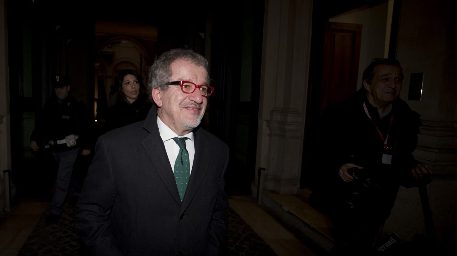 Maroni, per il contratto all'amica confermata la condanna a un anno