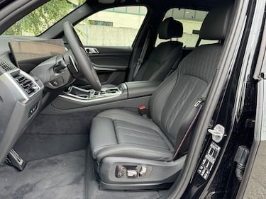 BMW X5 M60i: guarda la gallery del super SUV tedesco da 530 CV 14